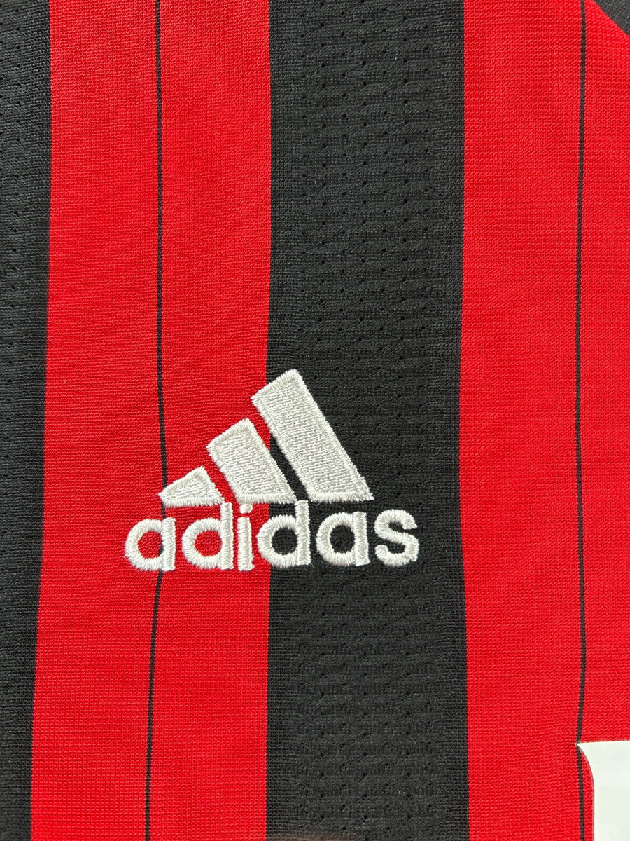 AC Milan Signed Home Shirt 2013/14 Silvestre 26 (L)