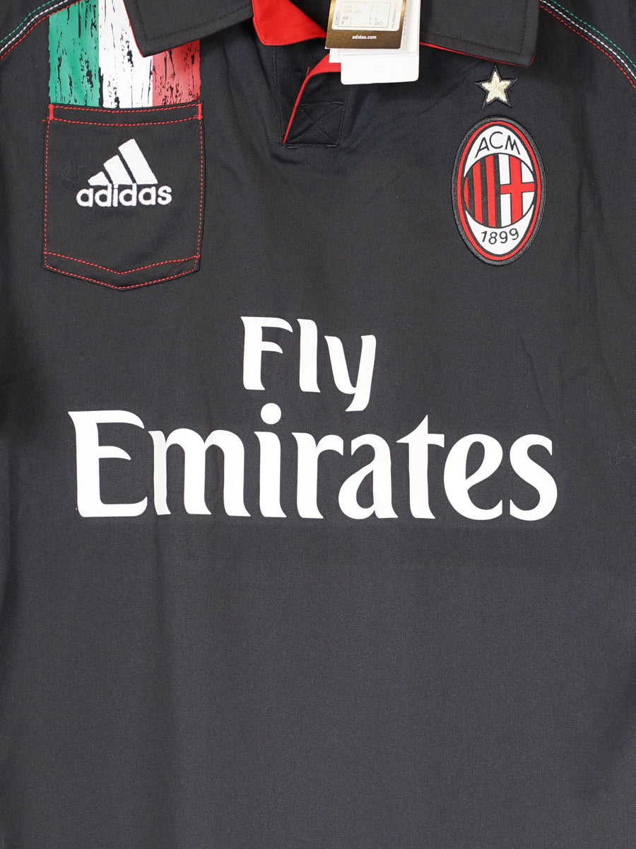 AC Milan Signed Third Shirt 2012/13 El Shaarawy 92 BNWT (L)