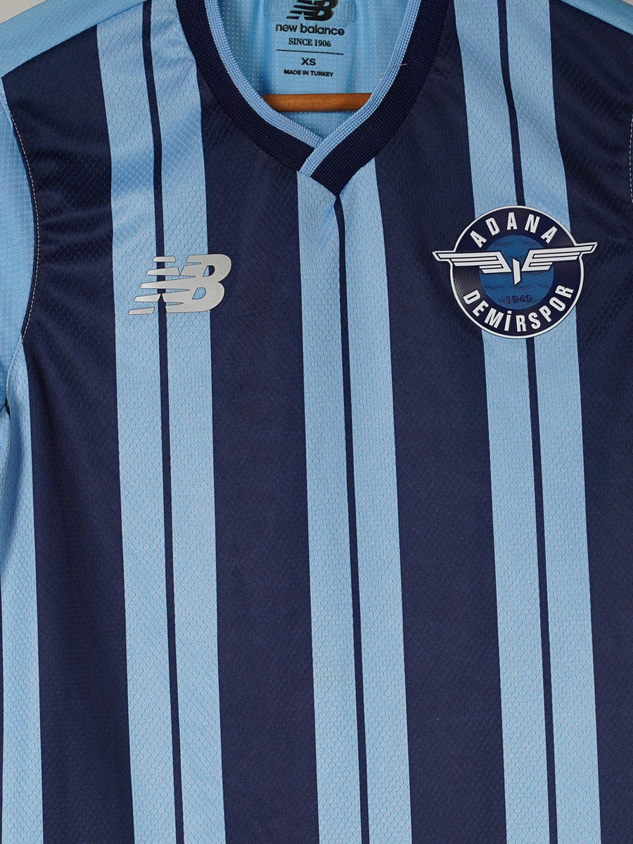 Adana Demirspor Home Shirt 2023/24 (XS)