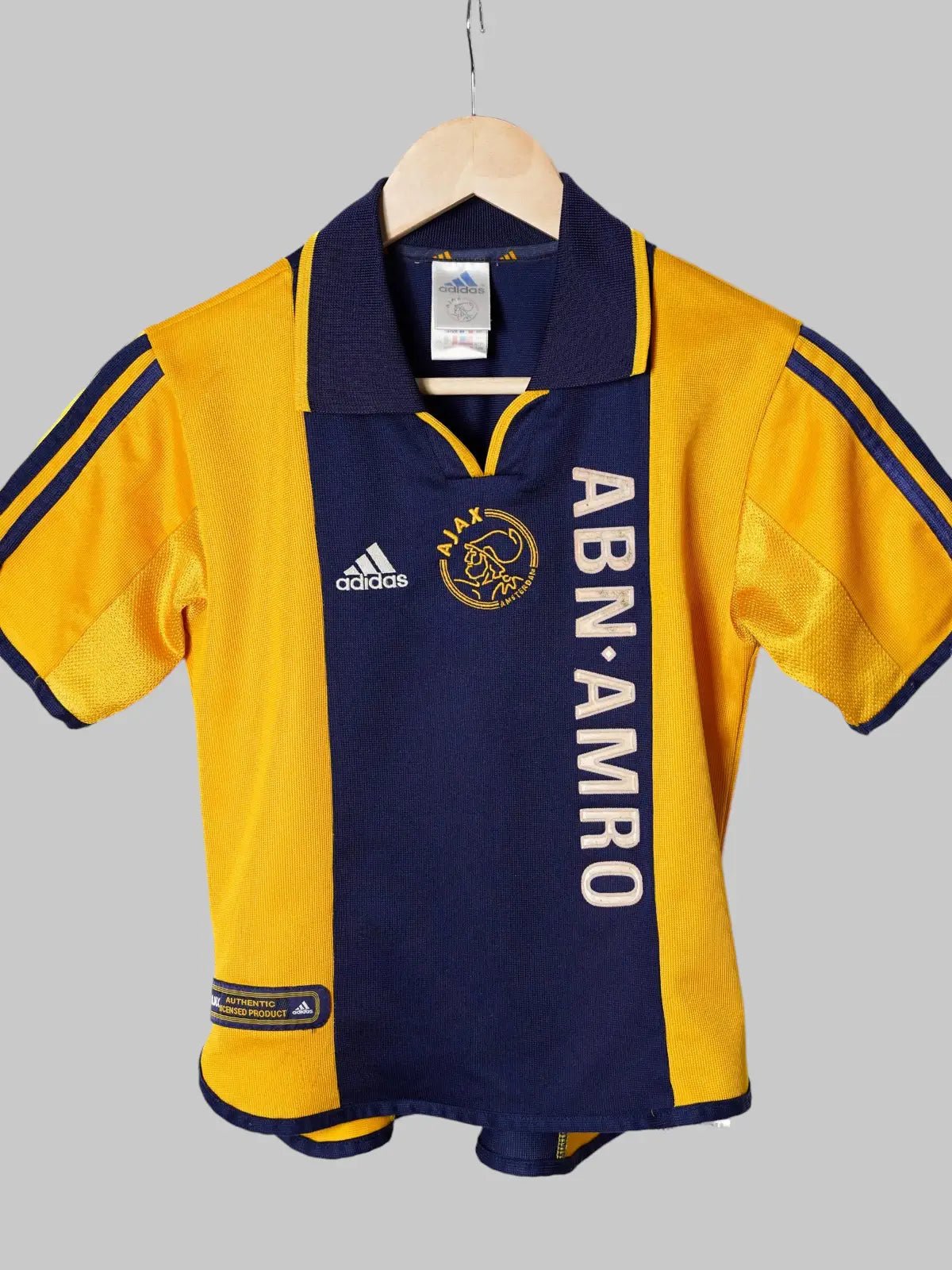 Trikot Retro Ajax Amsterdam, Saison 2000-01 NEU, Grösse L (Neu und Trikot Retro Ajax Amsterdam, Saison 2000-01 NEU, Grösse L (Neu und
