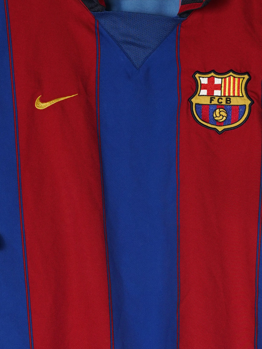 2003/4 Barcelona Ronaldinho #10 Home Shirt (L)