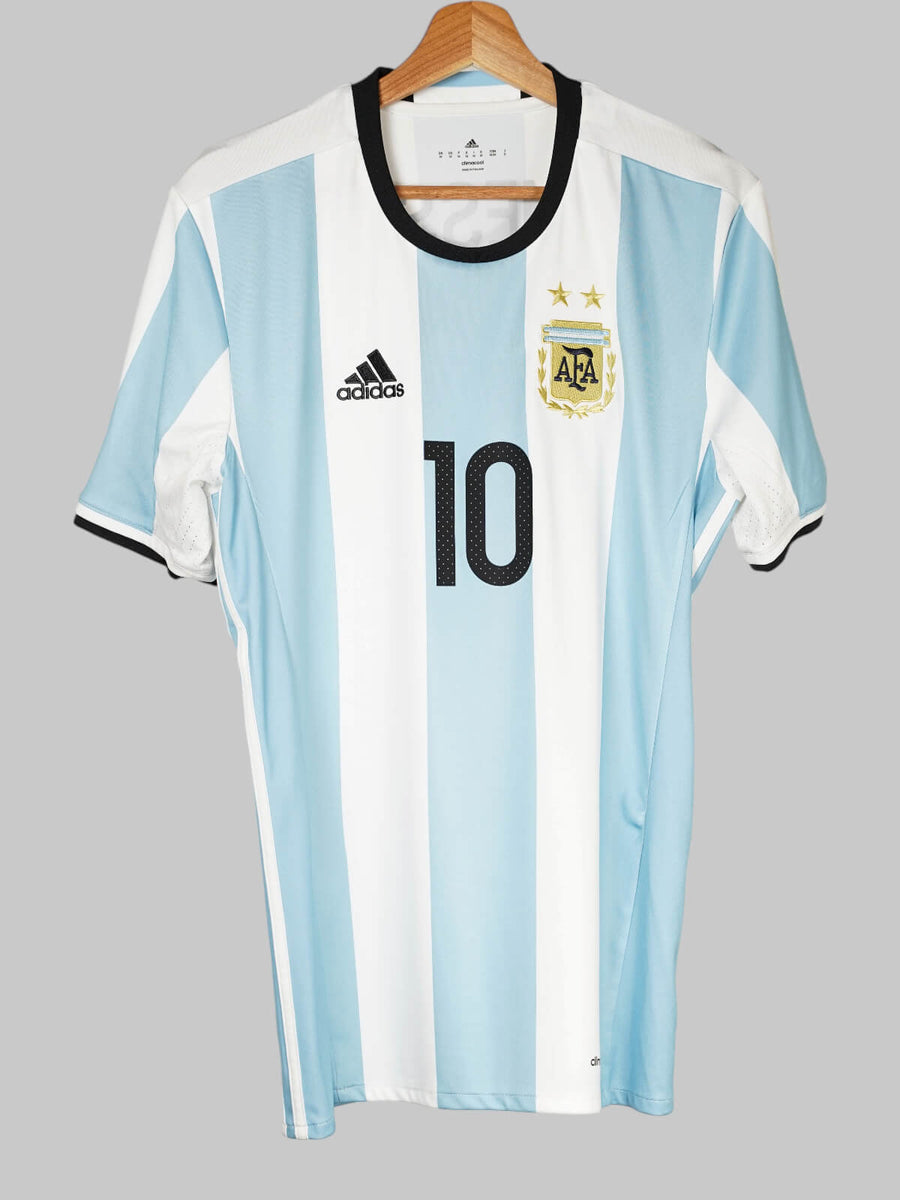 Argentina Home Shirt 2016/17 Messi 10 (M)