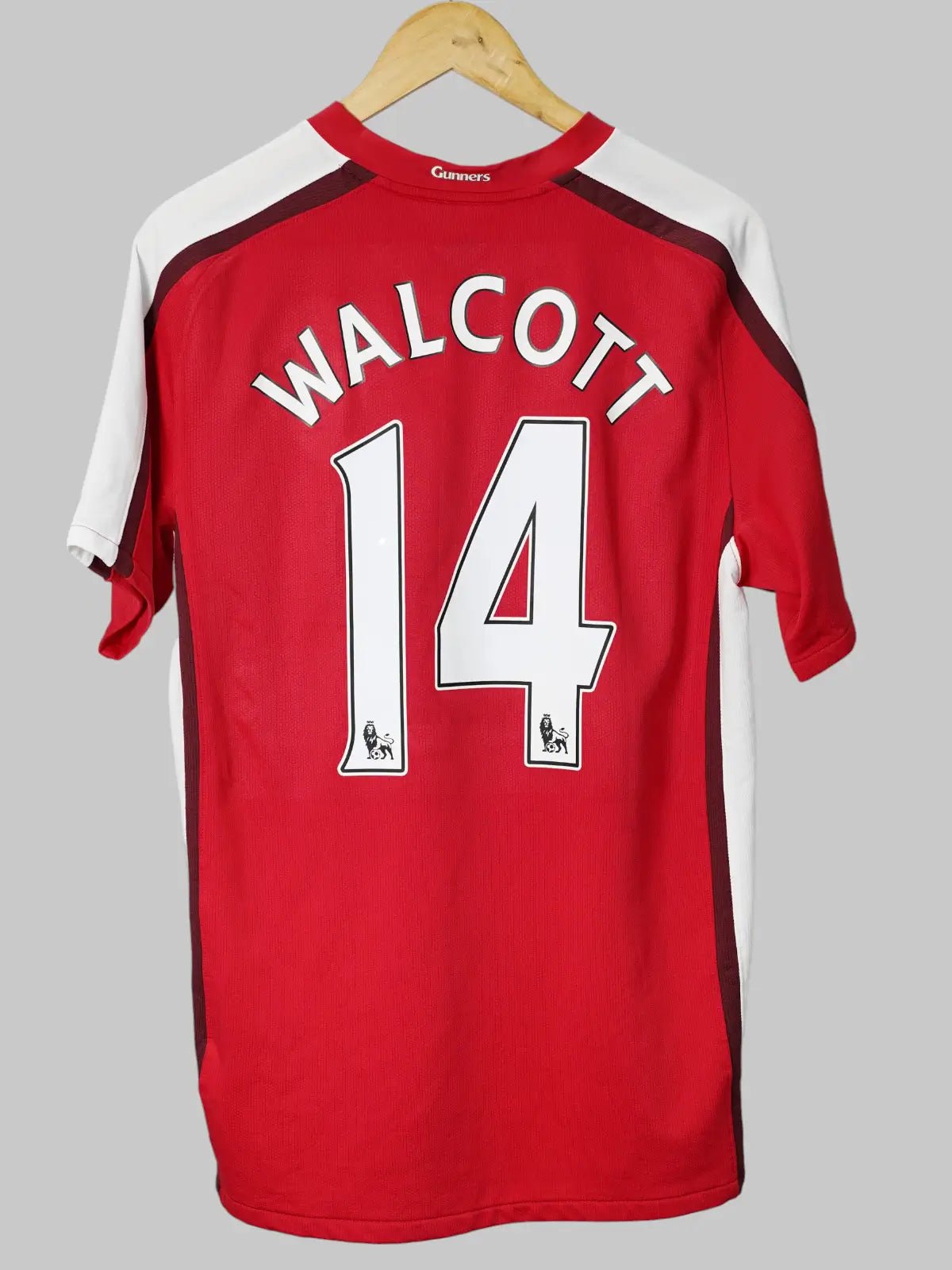 Arsenal Home Shirt 2008/9, 2009/10 – Walcott – Size Medium – First11