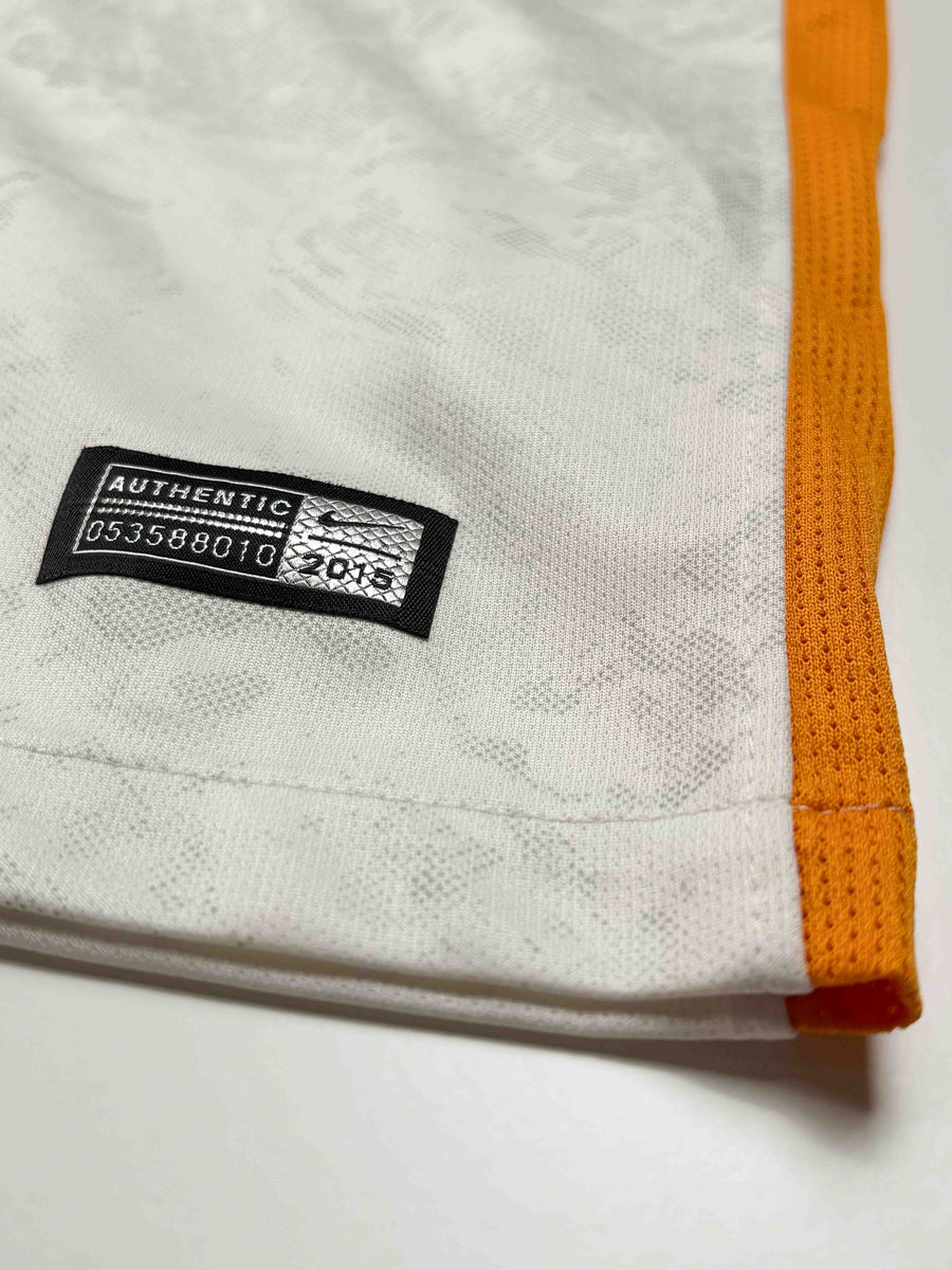 AS Roma Away Shirt 2015/16 Totti 10 Signed (L)