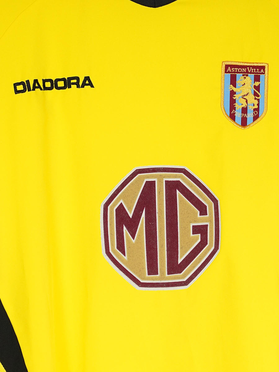 Aston Villa Away Shirt 2003/4 Crouch 16 (M)