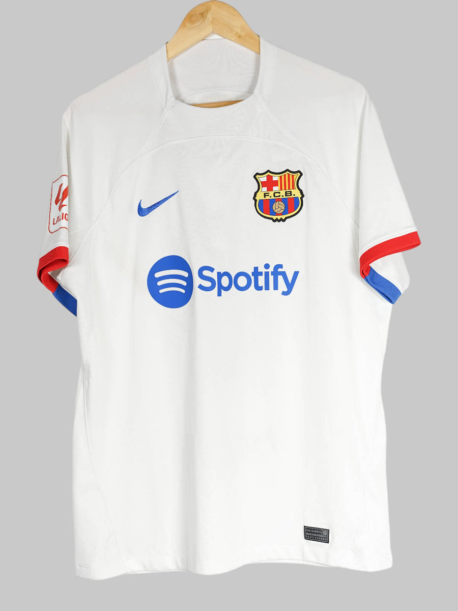 Barcelona Away Shirt 2023/24 Gavi 6 (L)