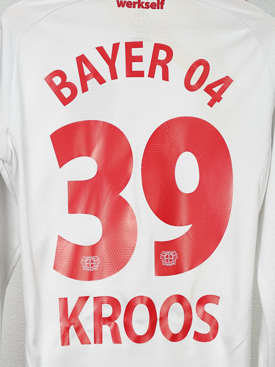 Bayer Leverkusen Away Shirt 2009/10 L/S Kroos 39 (M)