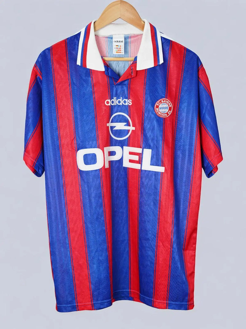 Bayern Munich Home Shirt 1995/97 Klinsmann 18 (L)