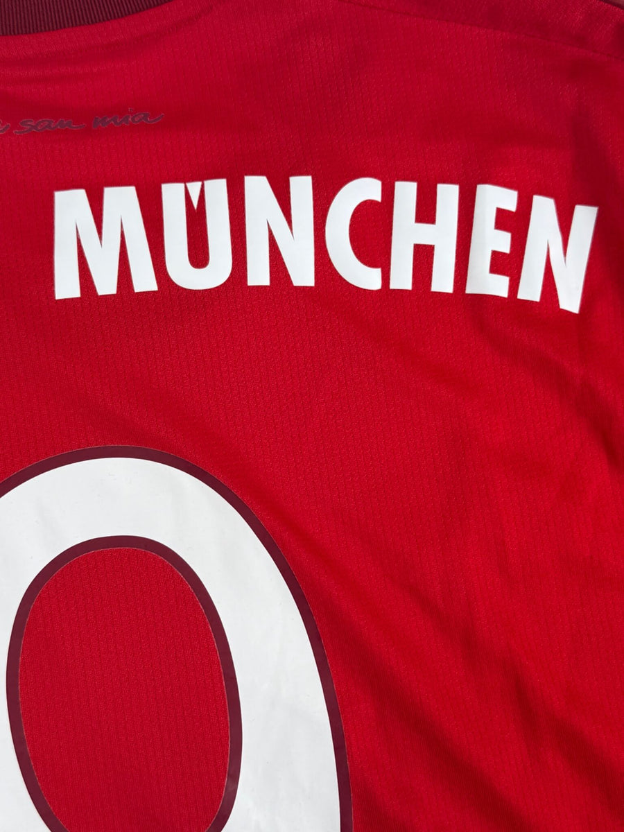 Bayern Munich Home Shirt 2015/16 Lewandowski 9 (L)
