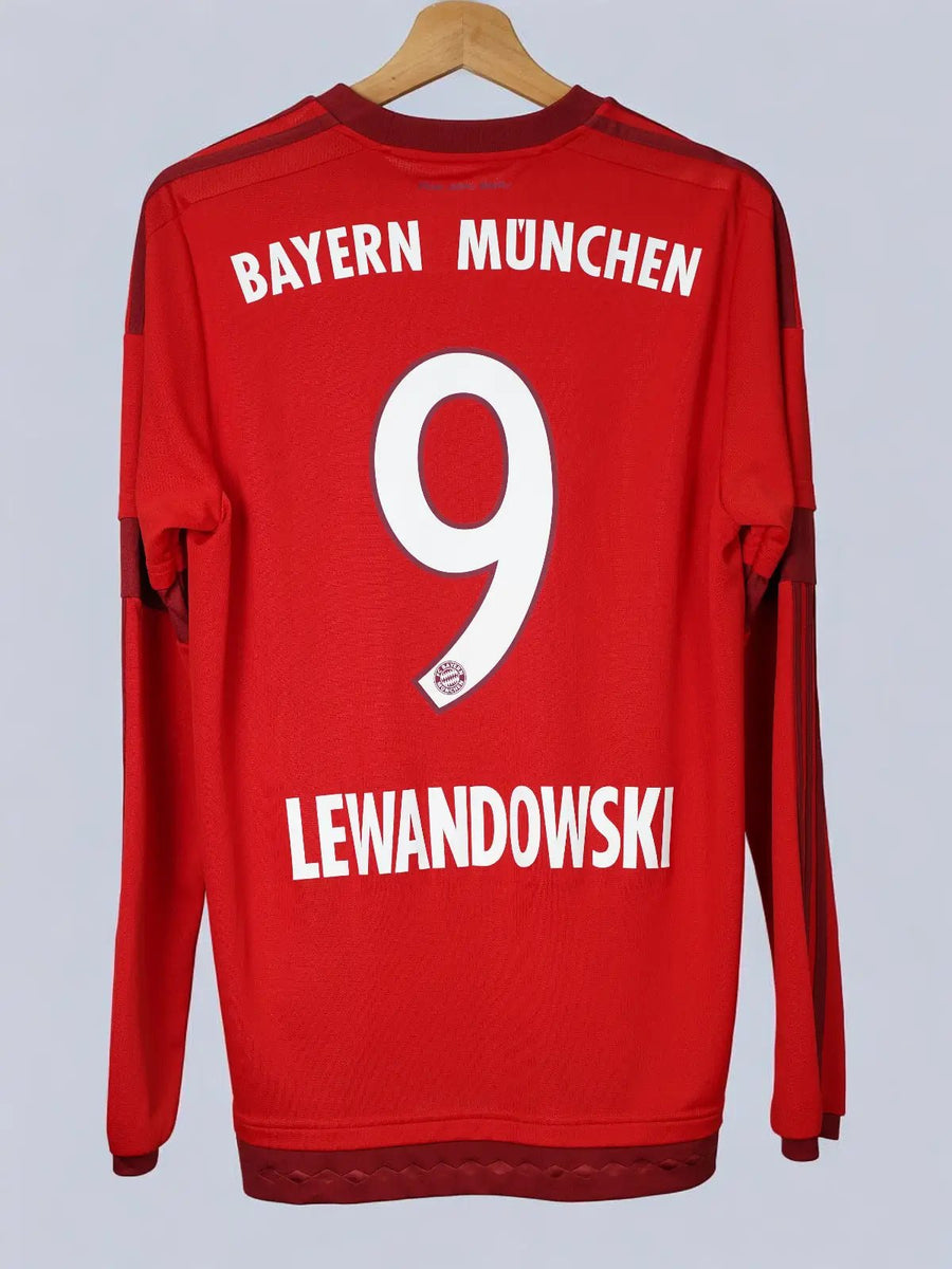 Bayern Munich Home Shirt L/S 2015/16 Lewandowski 9 (M)