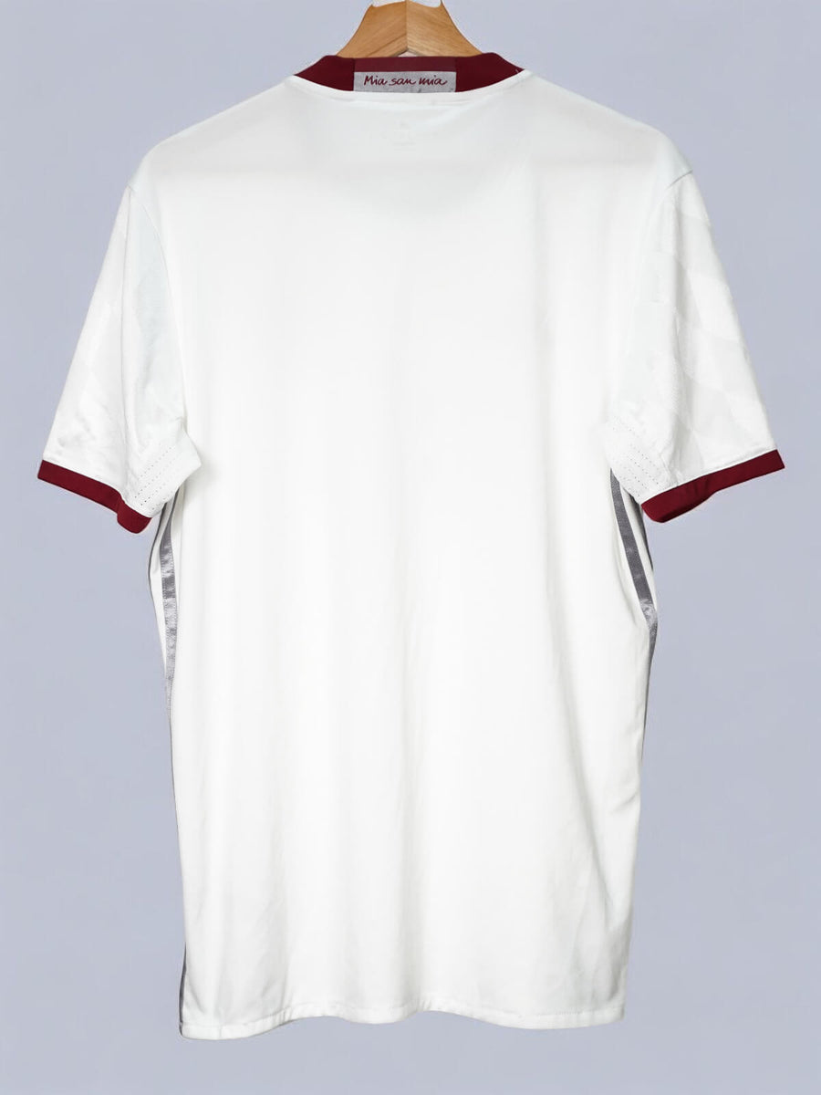 Bayern Munich Third Shirt 2016/17 (M)