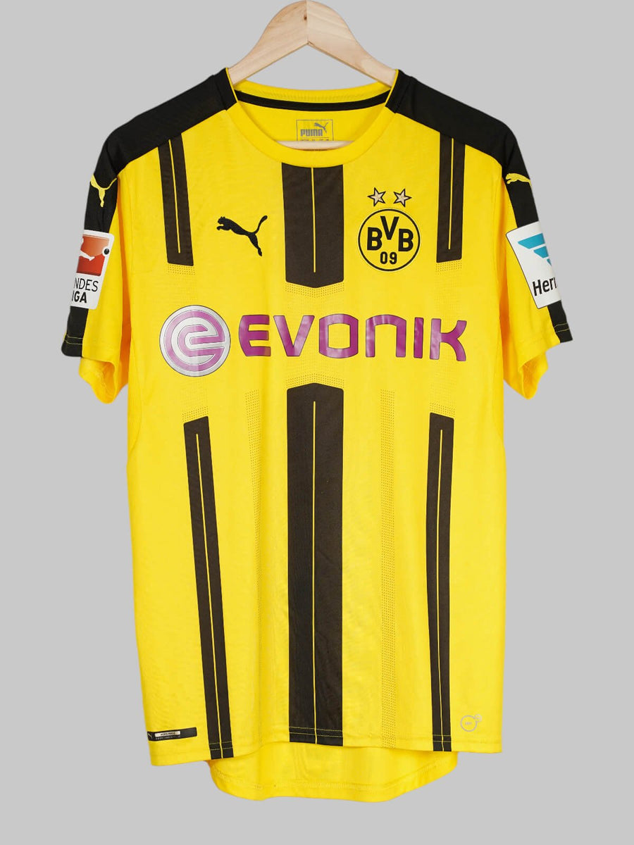 Borussia Dortmund Home Shirt 2016/17 Kagawa 23 (M)