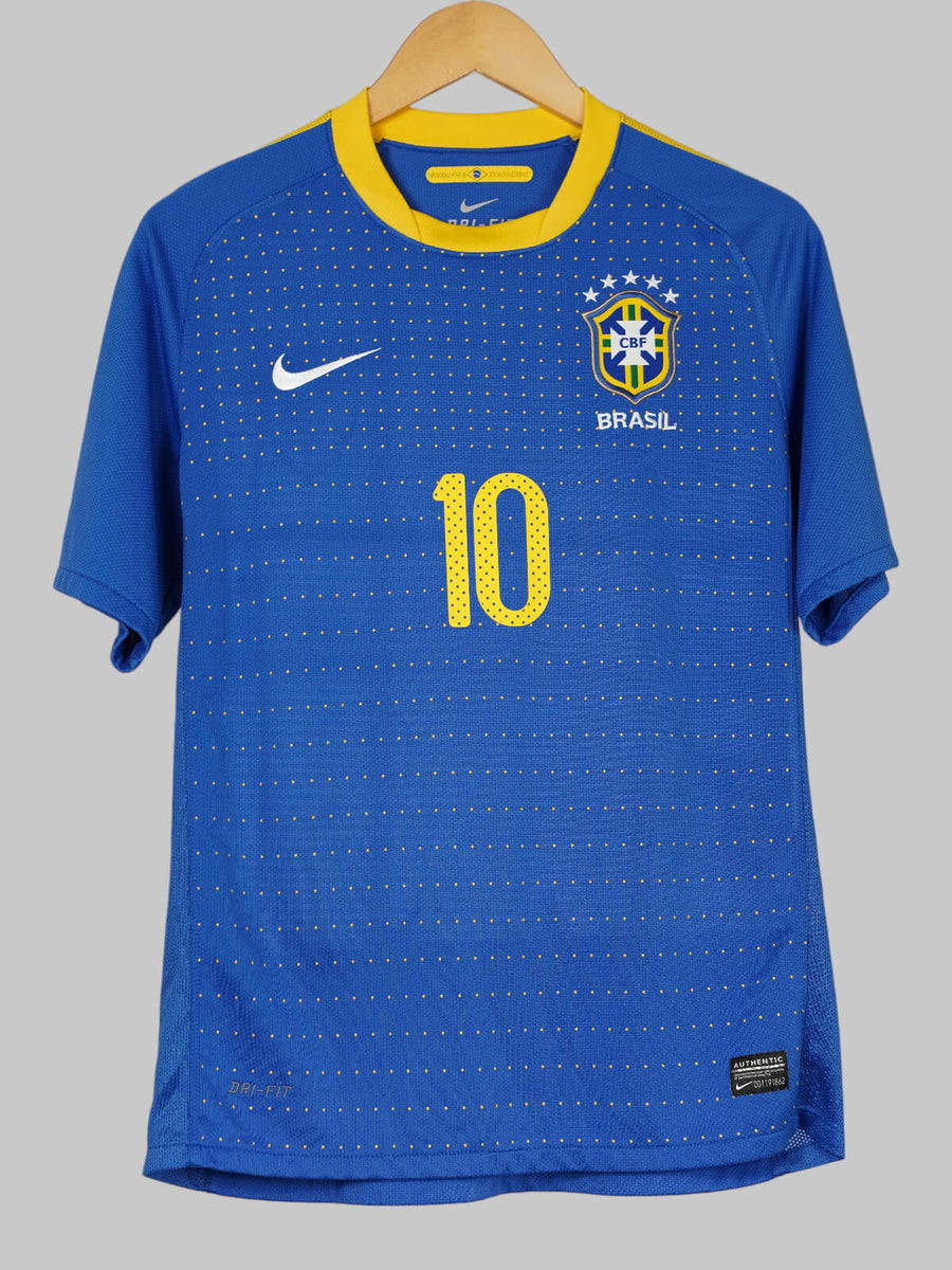 Brazil Away Shirt 2010/11 Kaka 10 (M)