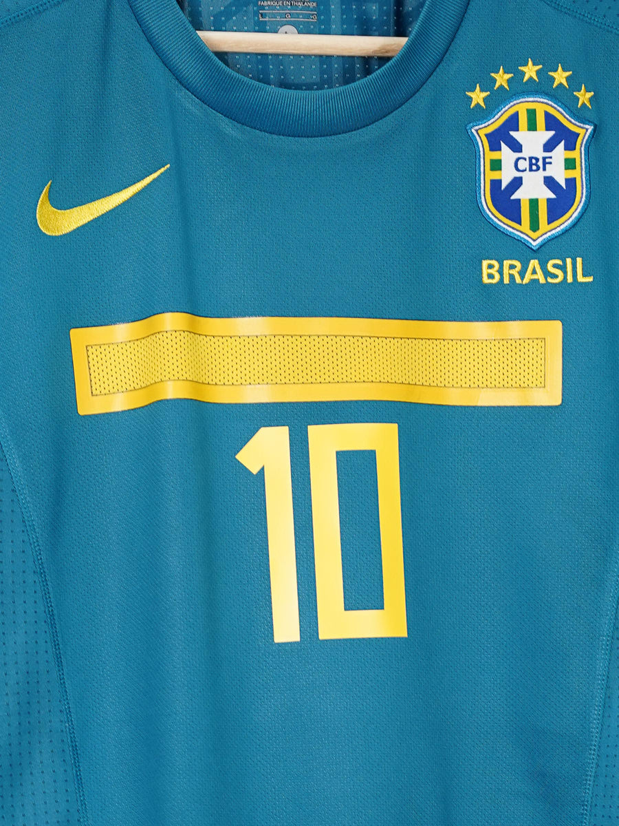 Brazil Away Shirt 2011/12 Ronaldinho 10 (L)