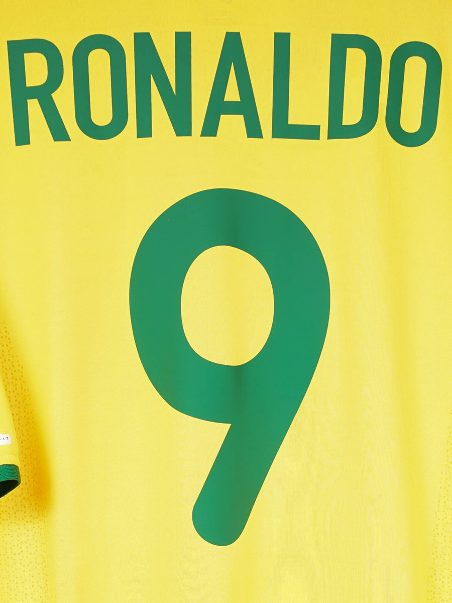 Brazil Home Shirt 2000/1 Ronaldo 9 (L)
