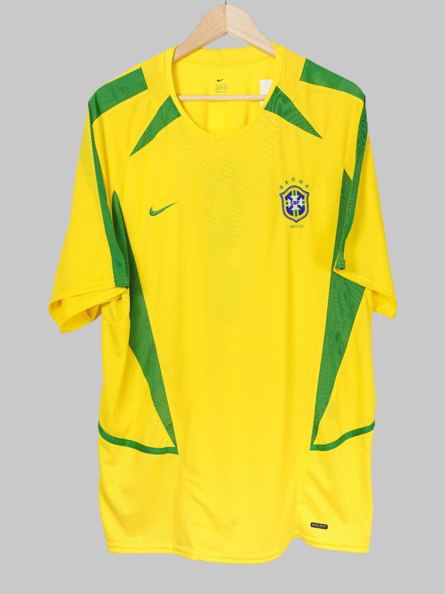 Brazil Home Shirt 2002/4 9 (XL)