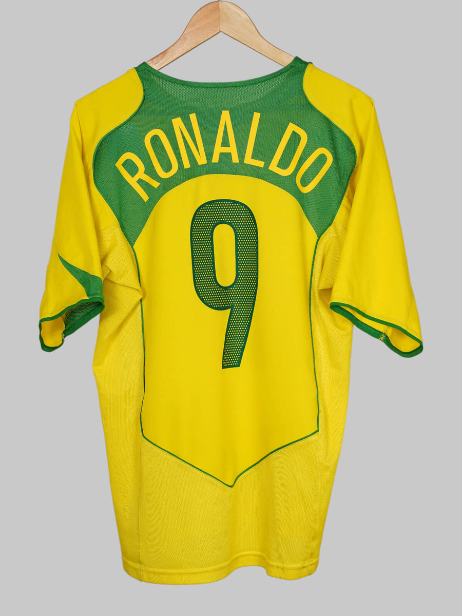 Brazil Home Shirt 2004/5 Ronaldo 9 (L)