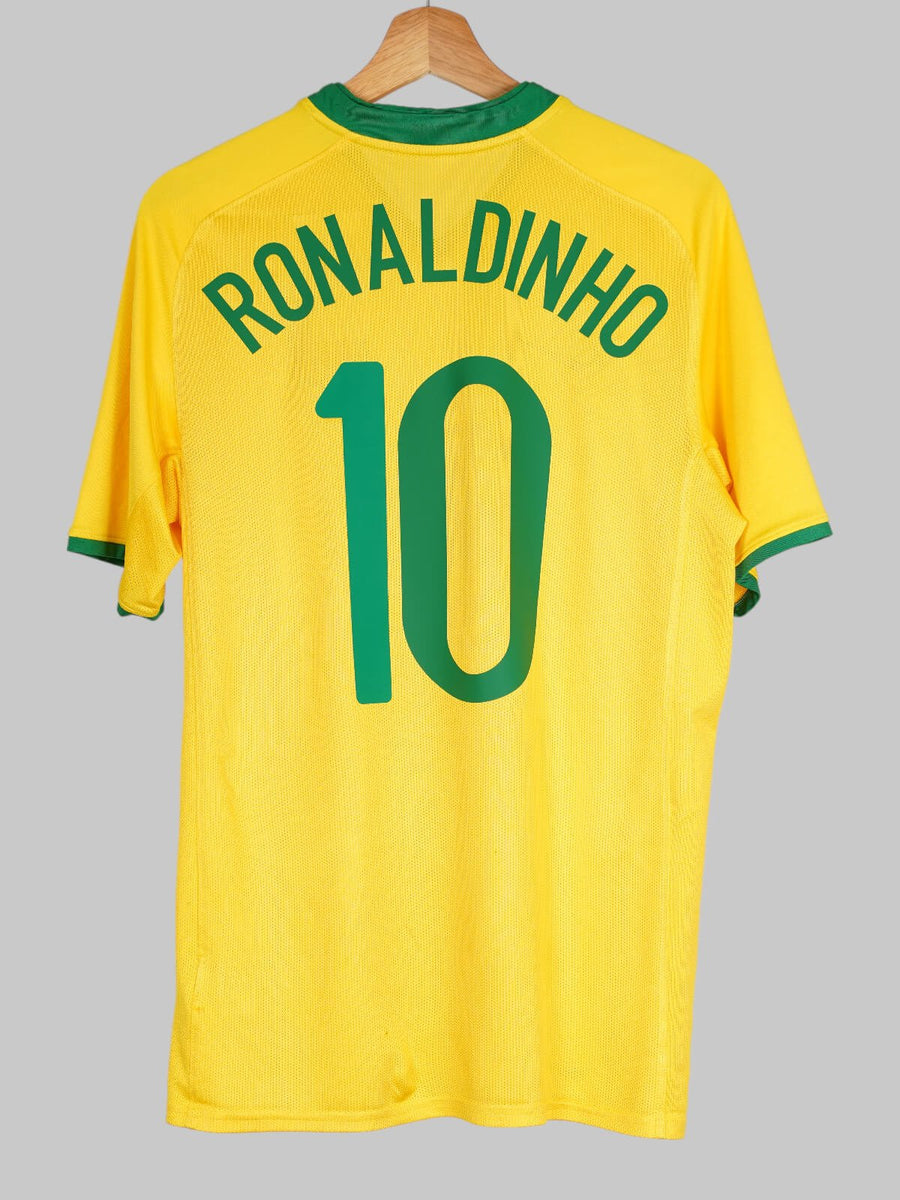 Brazil Home Shirt 2008/9 Ronaldinho 10 (M)