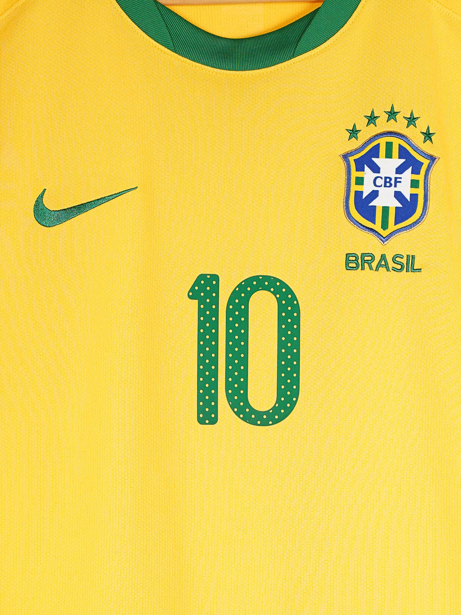 Brazil Home Shirt 2010/11 Kaka 10 (L)