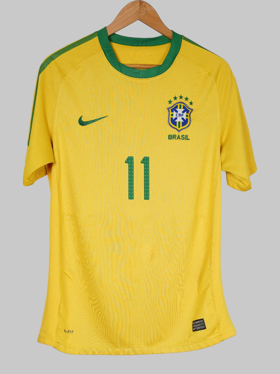 Brazil Home Shirt 2010/11 Robinho 11 (M)