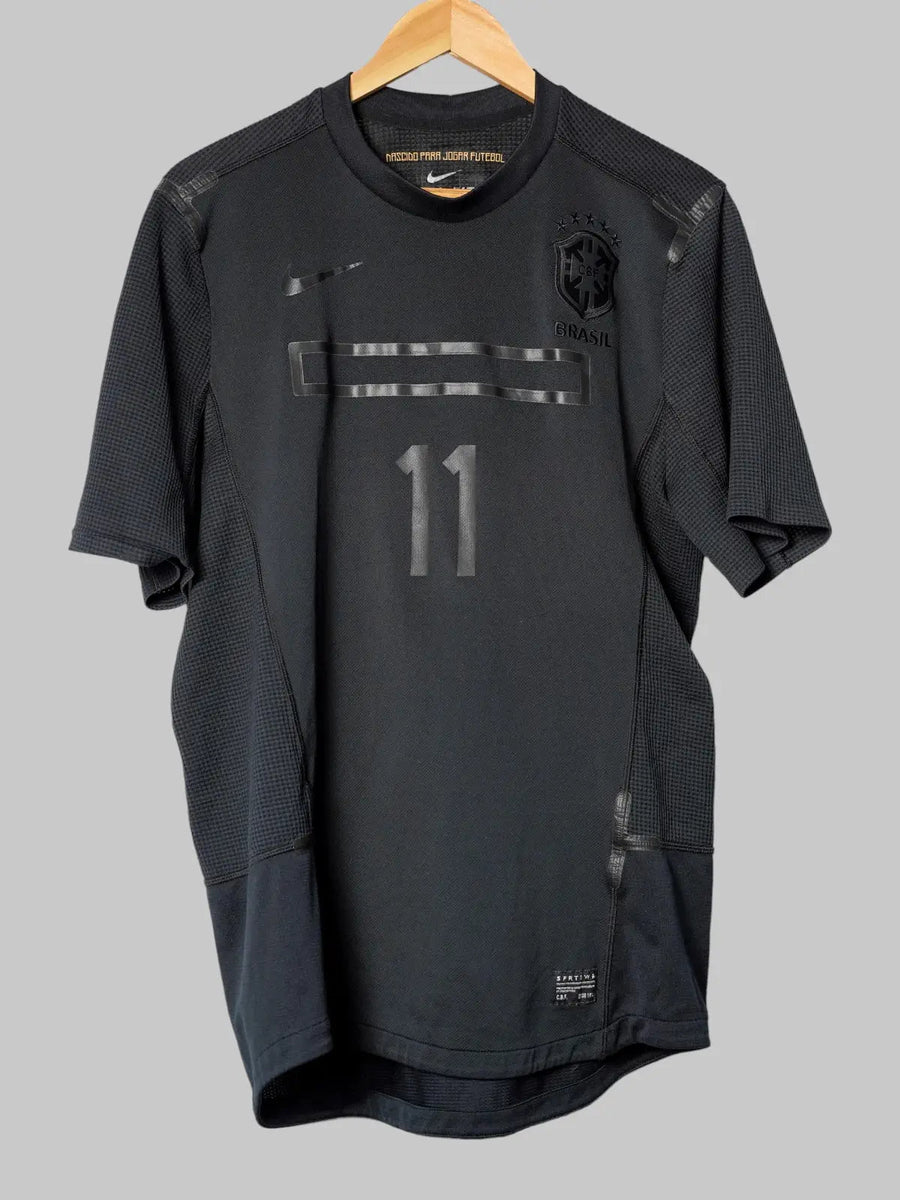 Brazil Limited Edition Training Shirt 2011/12 11 (XL)