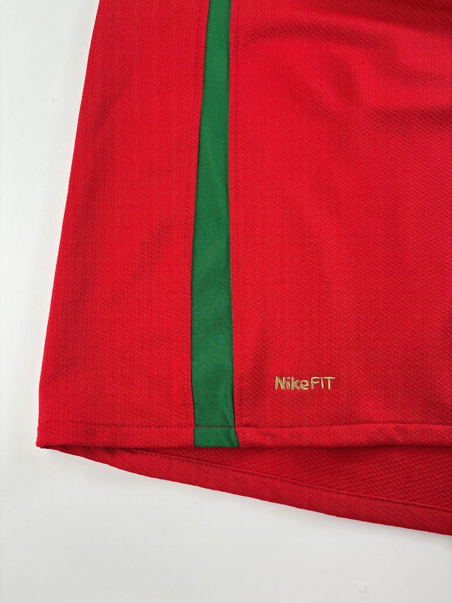 2008/09 Portugal Ronaldo #7 Home Shirt (M)
