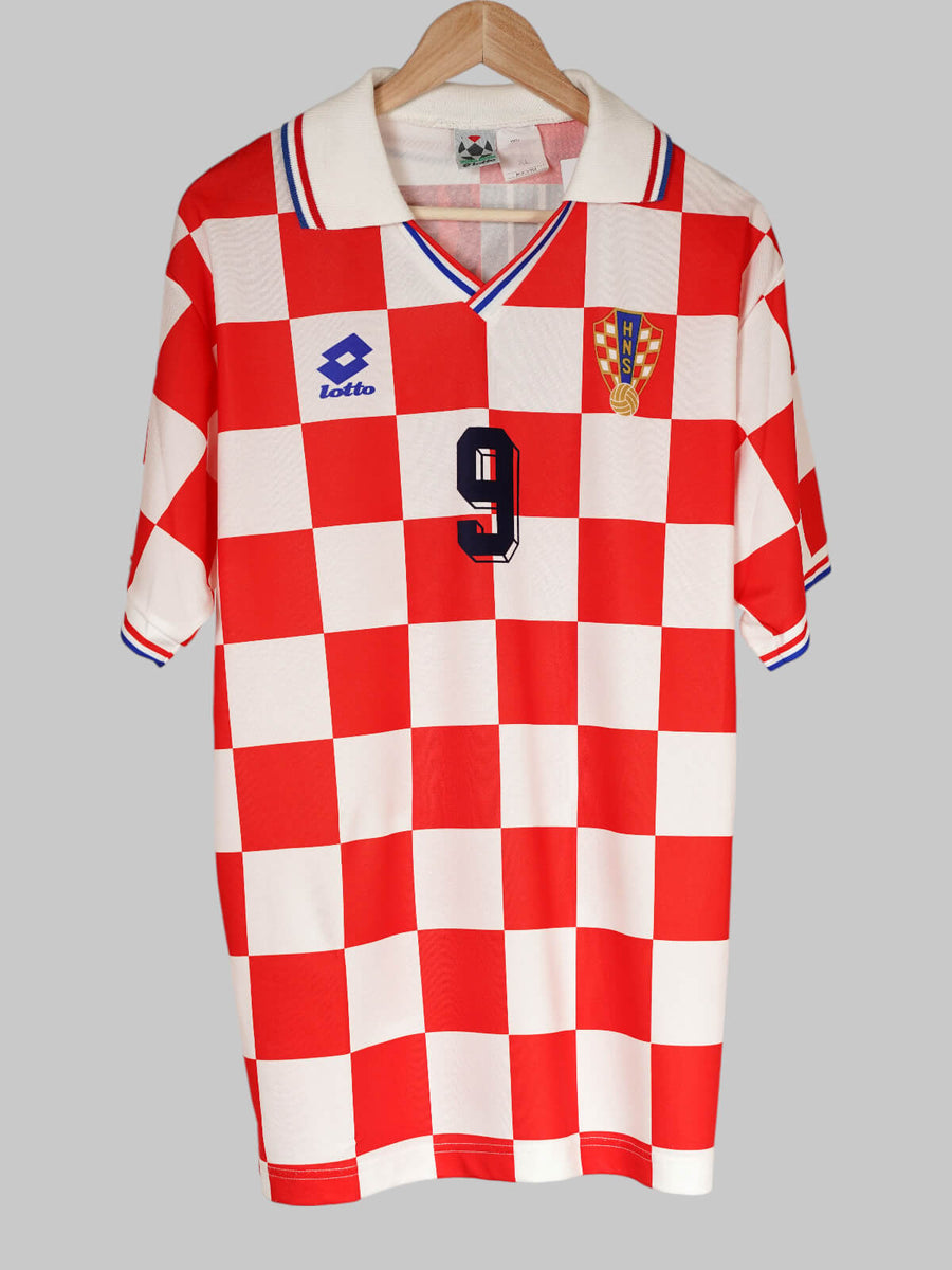 Croatia Home Shirt 1996/97 Suker 9 (XL)