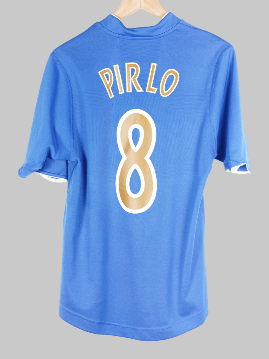 2003/04 Italy Pirlo #8 Home Shirt (M)