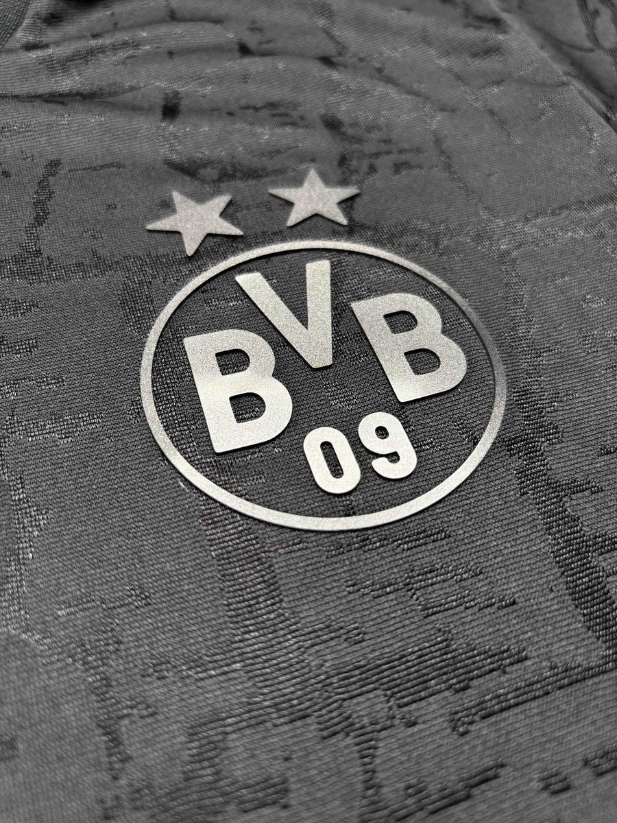 Dortmund Fourth Shirt 2022/23 Bellingham 22 BNWT + Box (M)