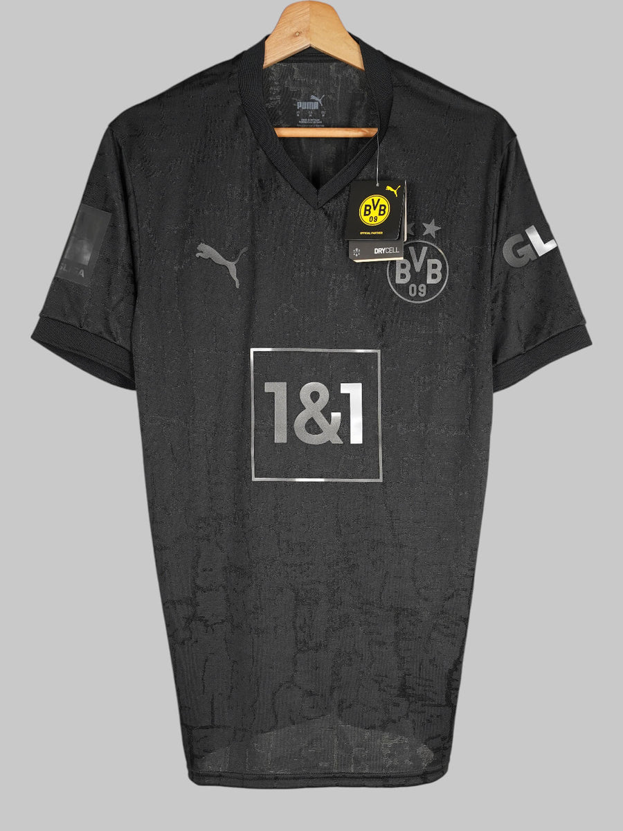 Dortmund Fourth Shirt 2022/23 Bellingham 22 BNWT + Box (M)