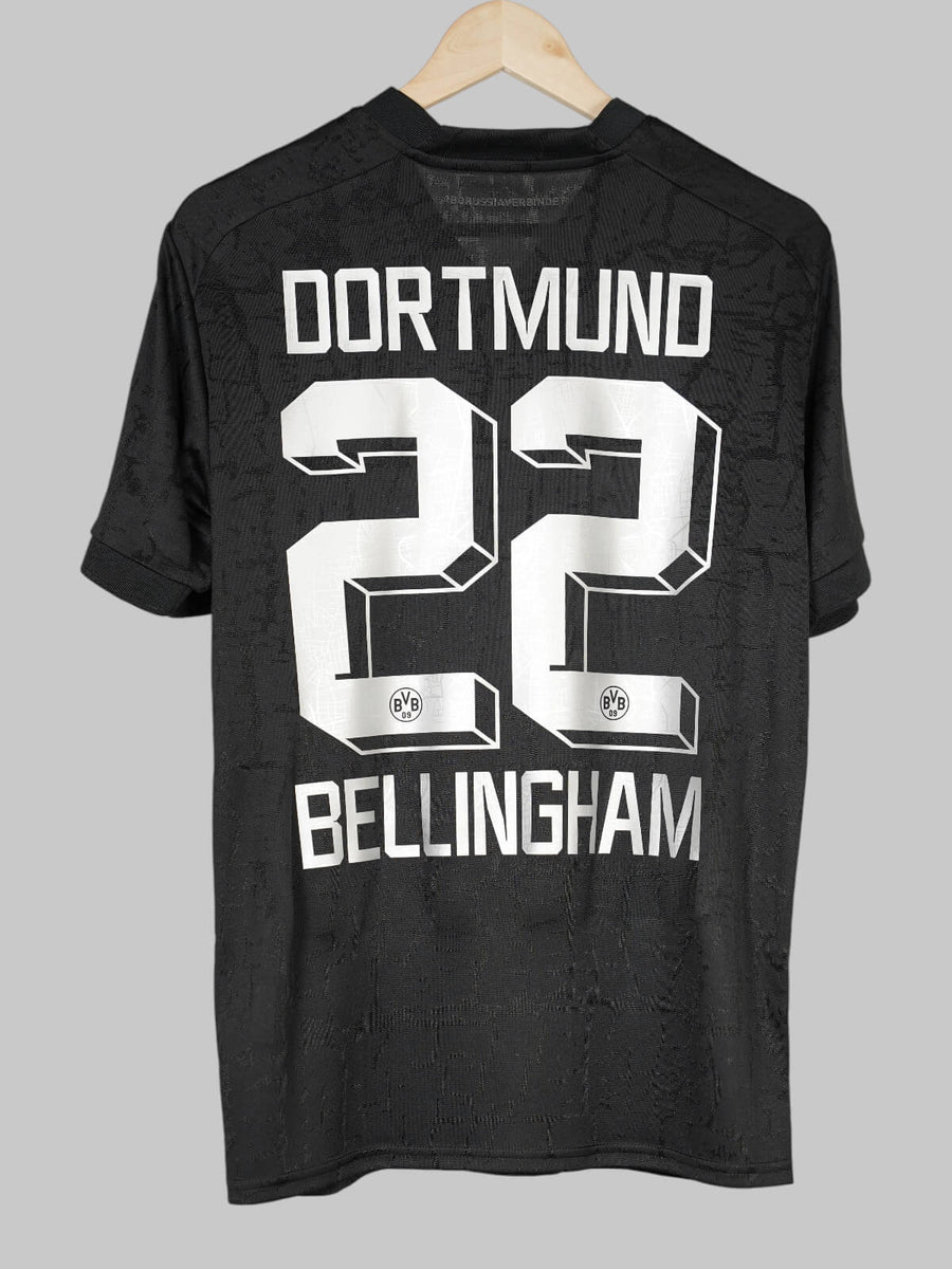 Dortmund Fourth Shirt 2022/23 Bellingham 22 (M)