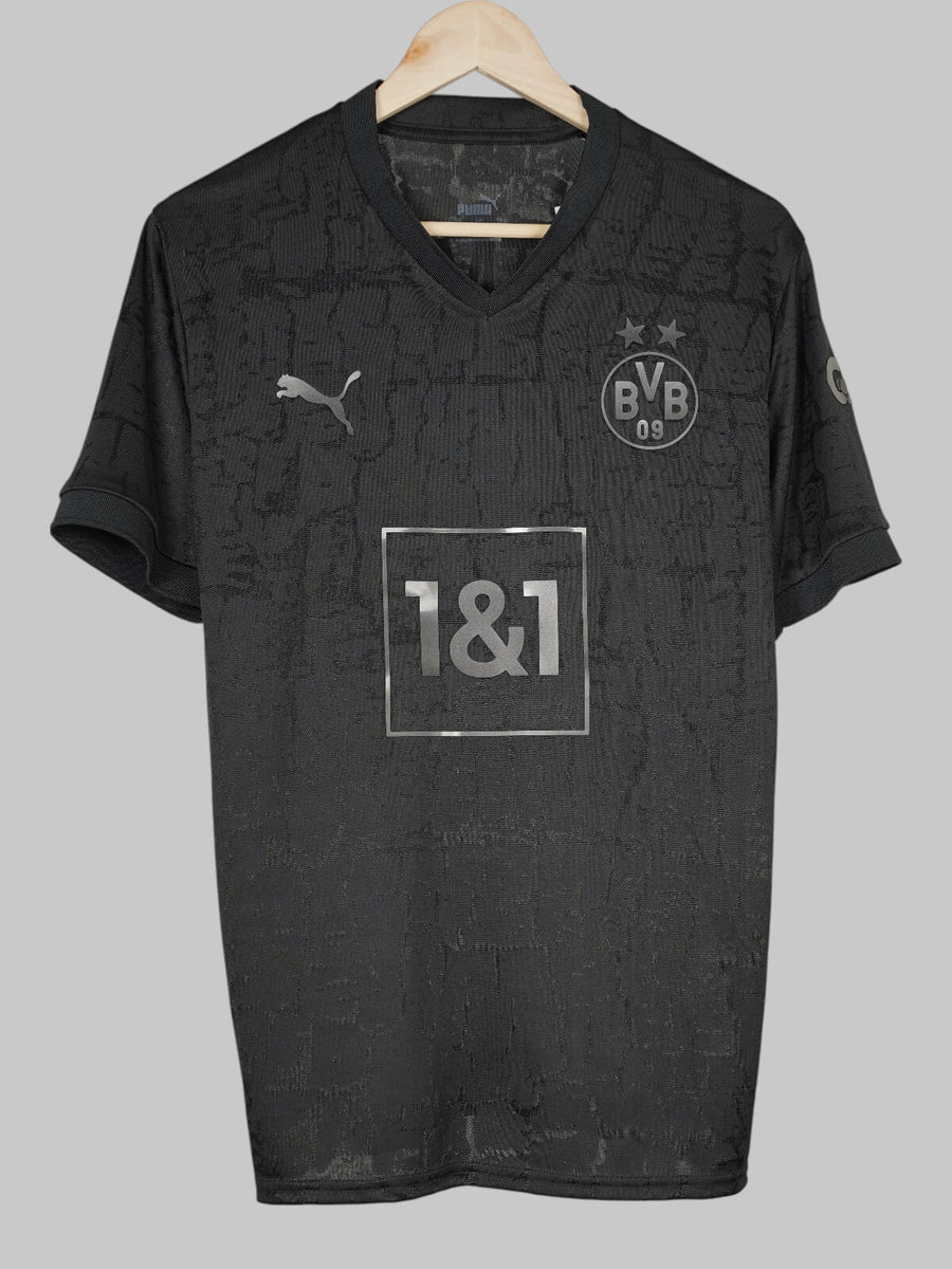 Dortmund Fourth Shirt 2022/23 Bellingham 22 (M)