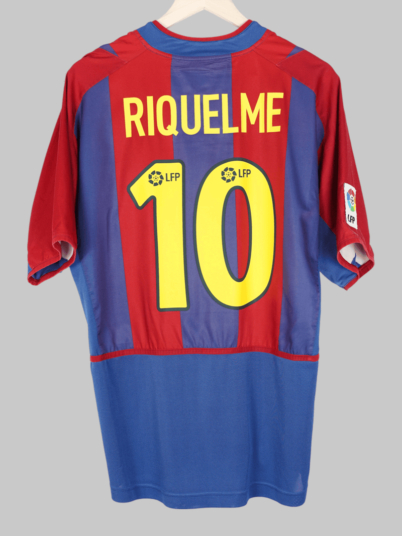 2002/03 Barcelona Riquelme #10 Home Shirt (L)