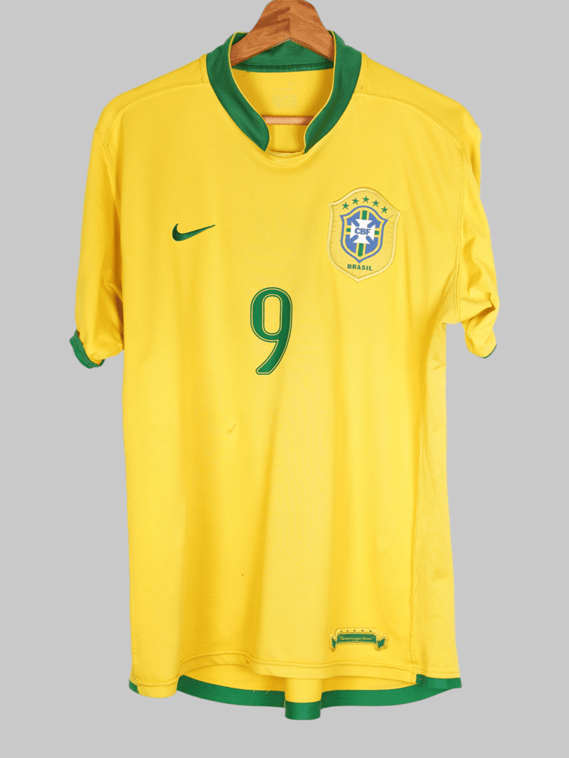 2006/07 Brazil Ronaldo #9 Home Shirt (M)