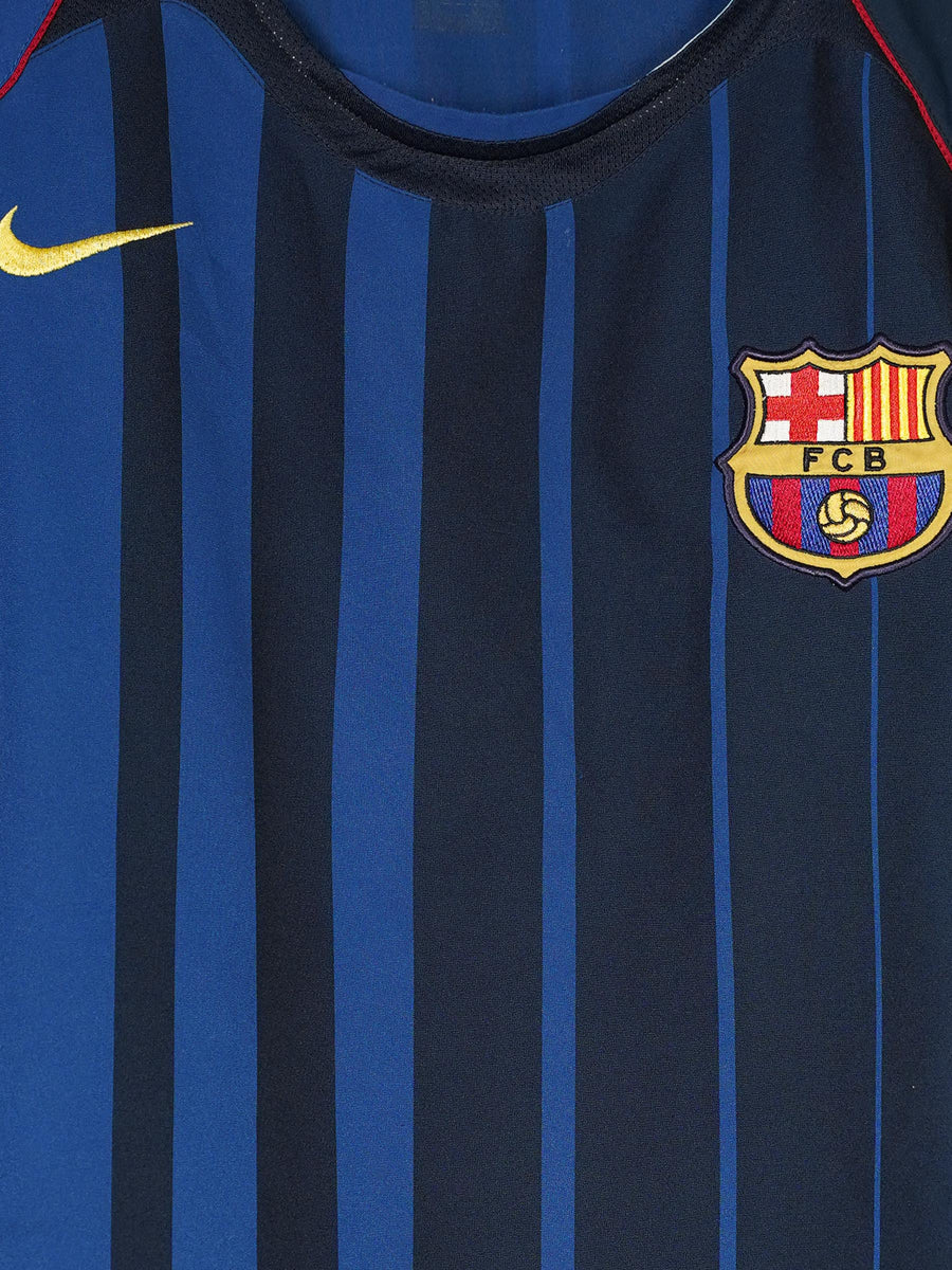 FC Barcelona Away Shirt 2004/5 Ronaldinho 10 (M)