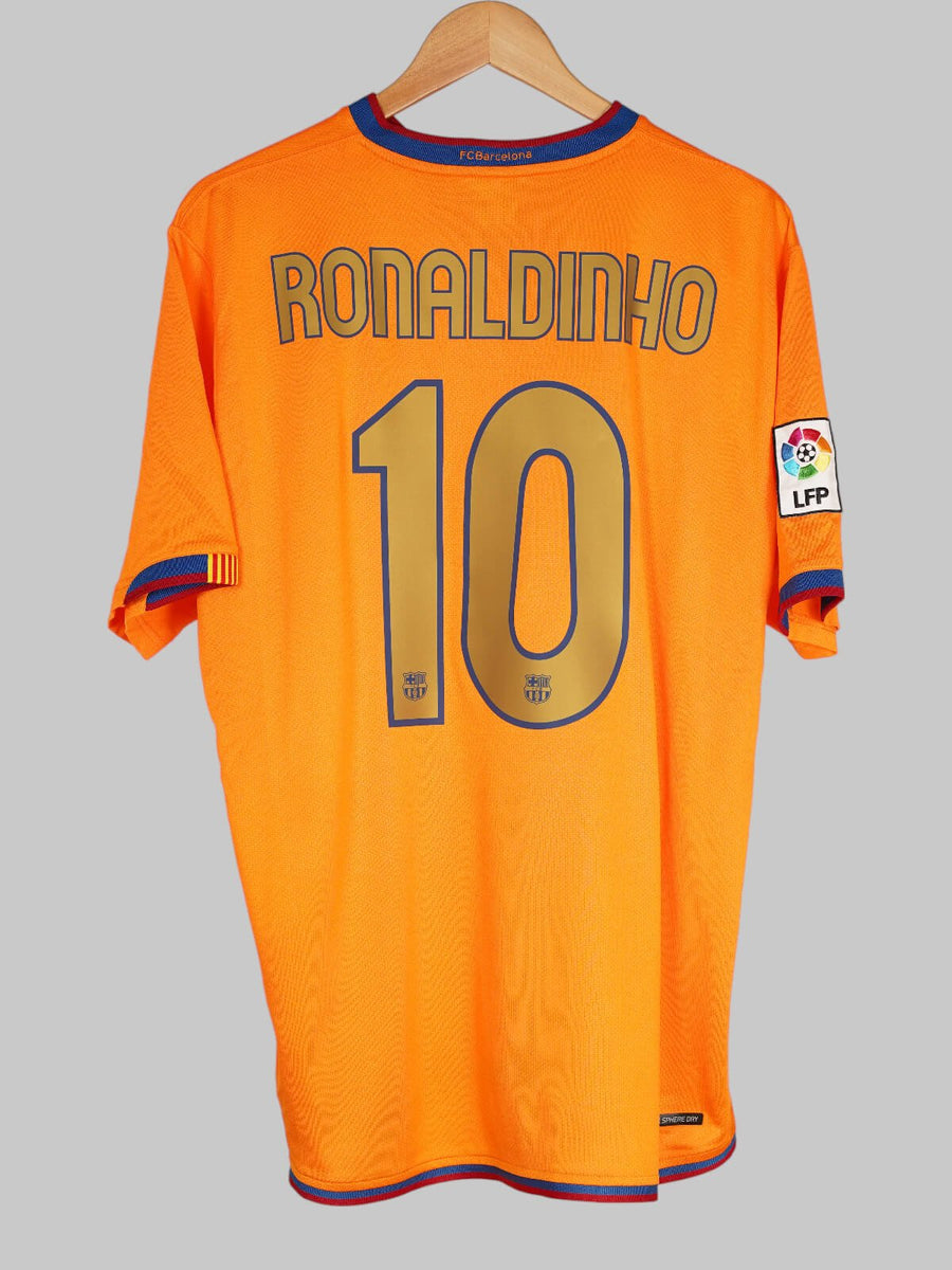 FC Barcelona Away Shirt 2006-08 Ronaldinho 10 (L)