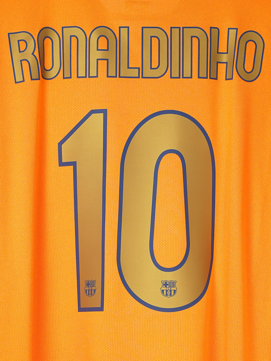 FC Barcelona Away Shirt 2006/7 Ronaldinho 10 (XL)