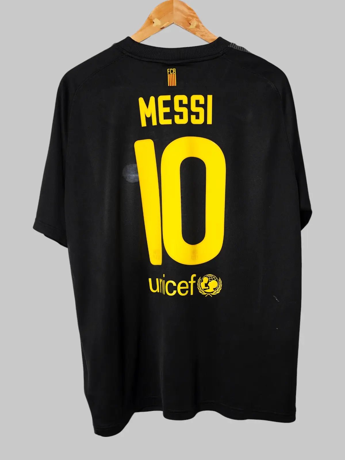 FC Barcelona Away Shirt 2011/13 – Messi – Size Extra Large – First11