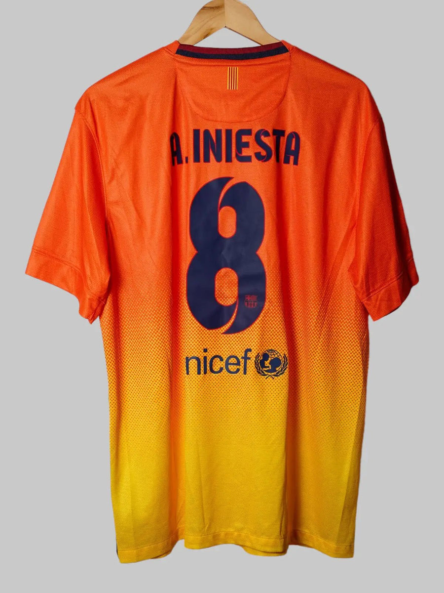 FC Barcelona Away Shirt 2012/13 Iniesta 8 BNWT (XL)