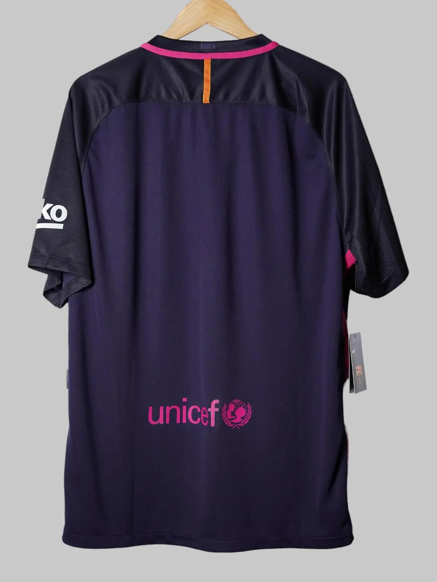 FC Barcelona Away Shirt 2016/17 BNWT (XL)