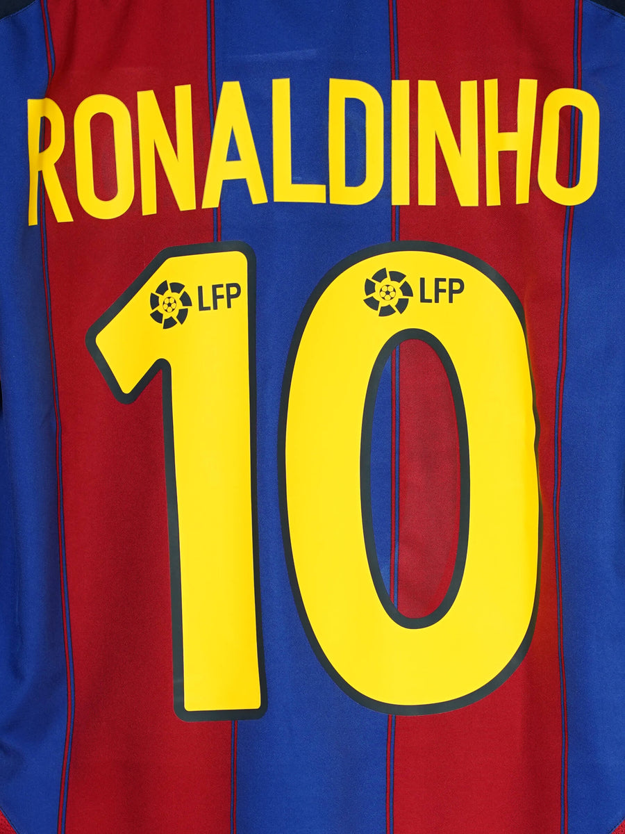 FC Barcelona Home Shirt 2003/4 Ronaldinho 10 (L)