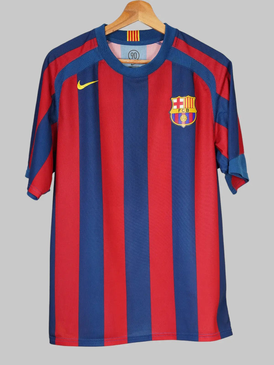 FC Barcelona Home Shirt 2005/6 Messi 30 (M)