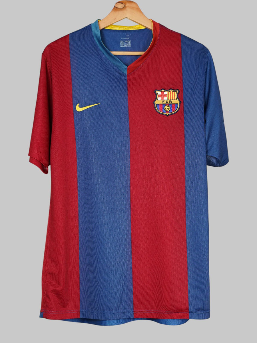 FC Barcelona Home Shirt 2006/7 Messi 19 (M)