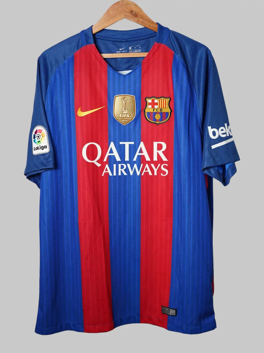 FC Barcelona Home Shirt 2016/17 Pique 3 (XL)