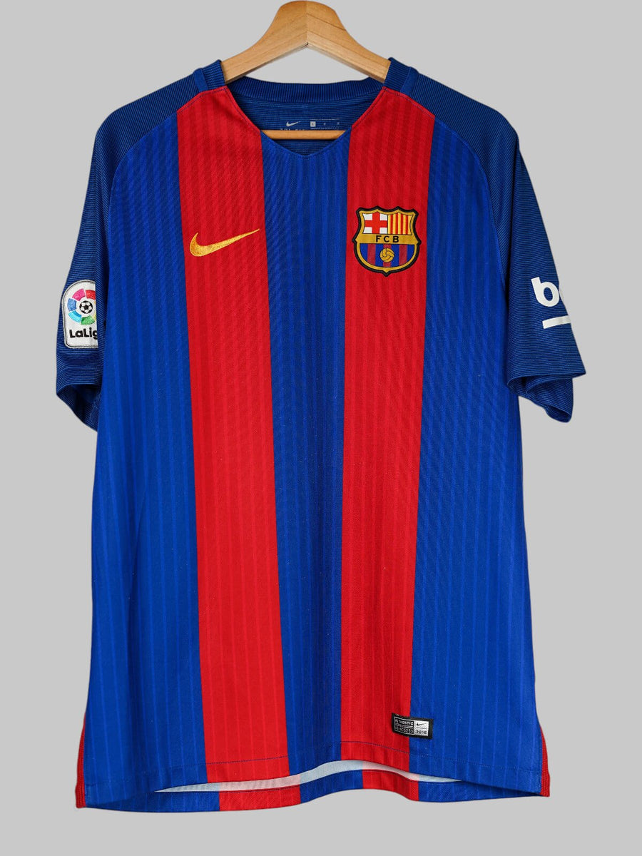 FC Barcelona Home Shirt 2016/17 Suarez 9 (L)