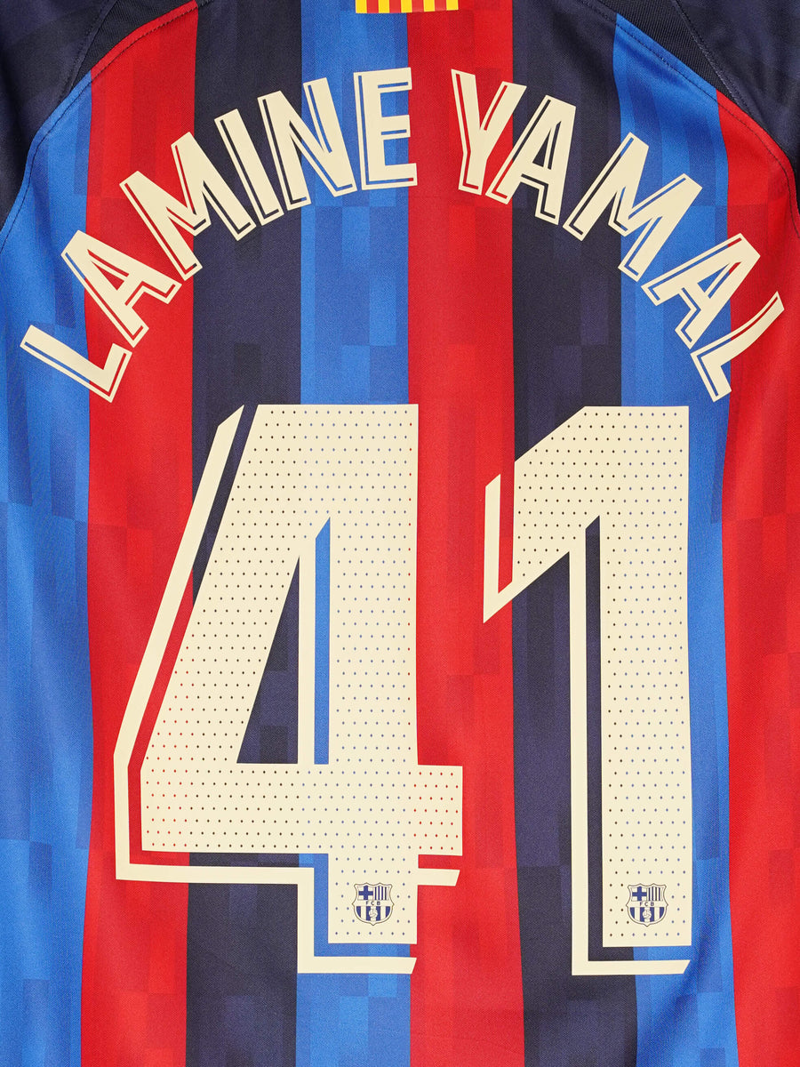 FC Barcelona Home Shirt 2022/23 Lamine Yamal 41 (L)