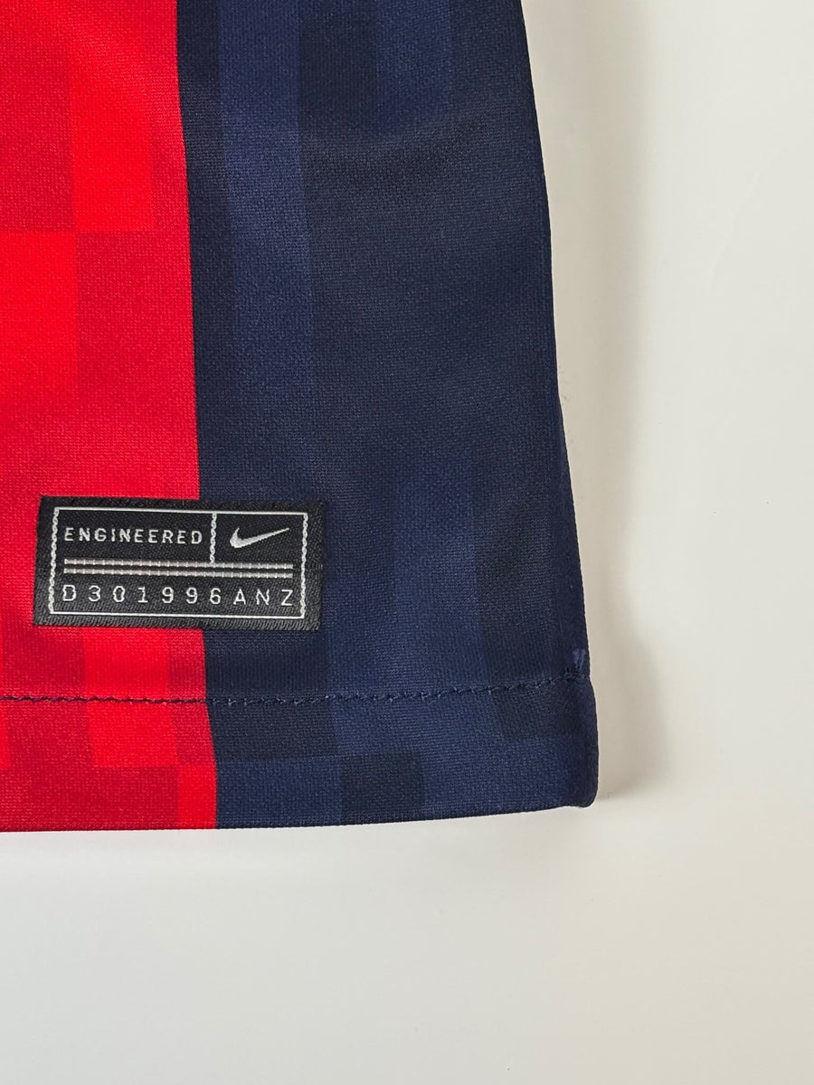 FC Barcelona Home Shirt 2022/23 Lamine Yamal 41 (M)