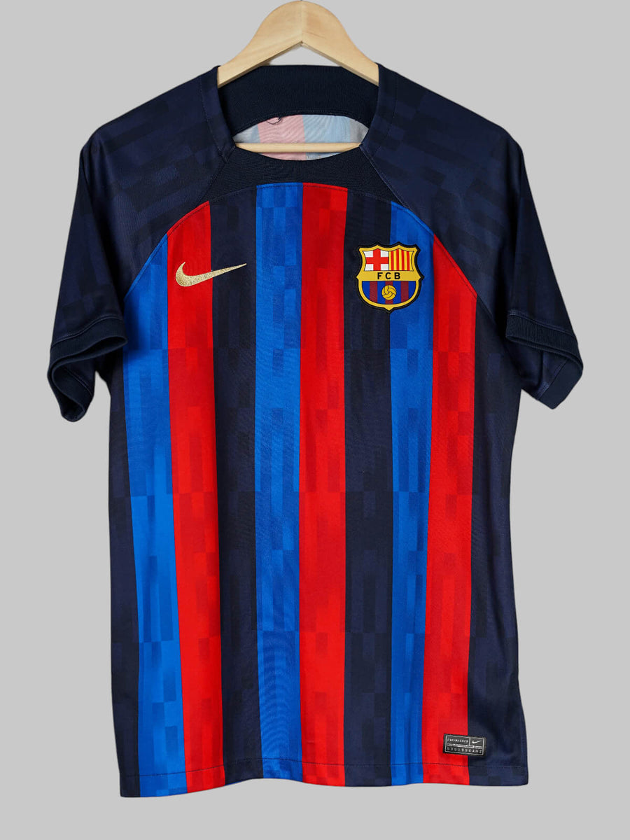 FC Barcelona Home Shirt 2022/23 Lamine Yamal 41 (M)