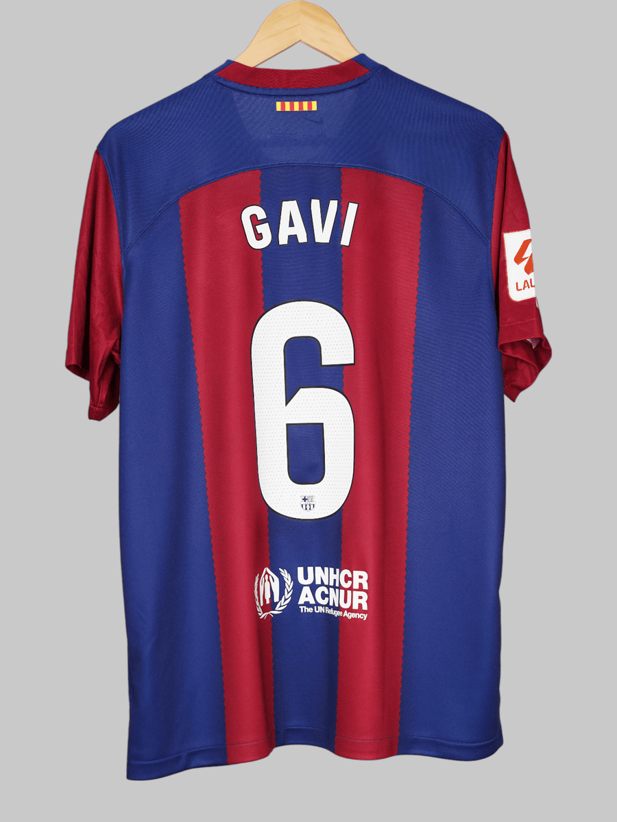 FC Barcelona Home Shirt 2023/24 Gavi 6 (L)