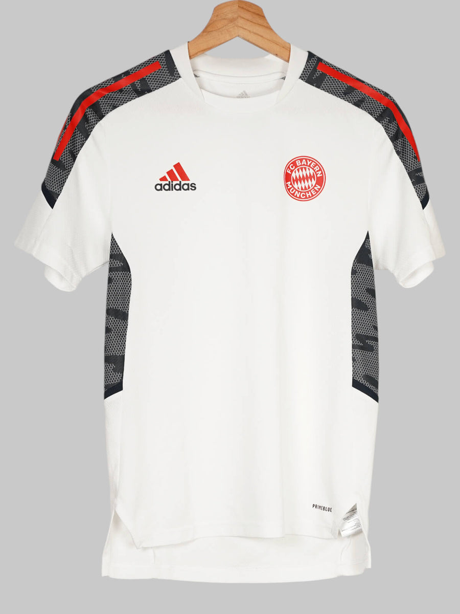 FC Bayern Munich Training Shirt 2021/22 (XS)